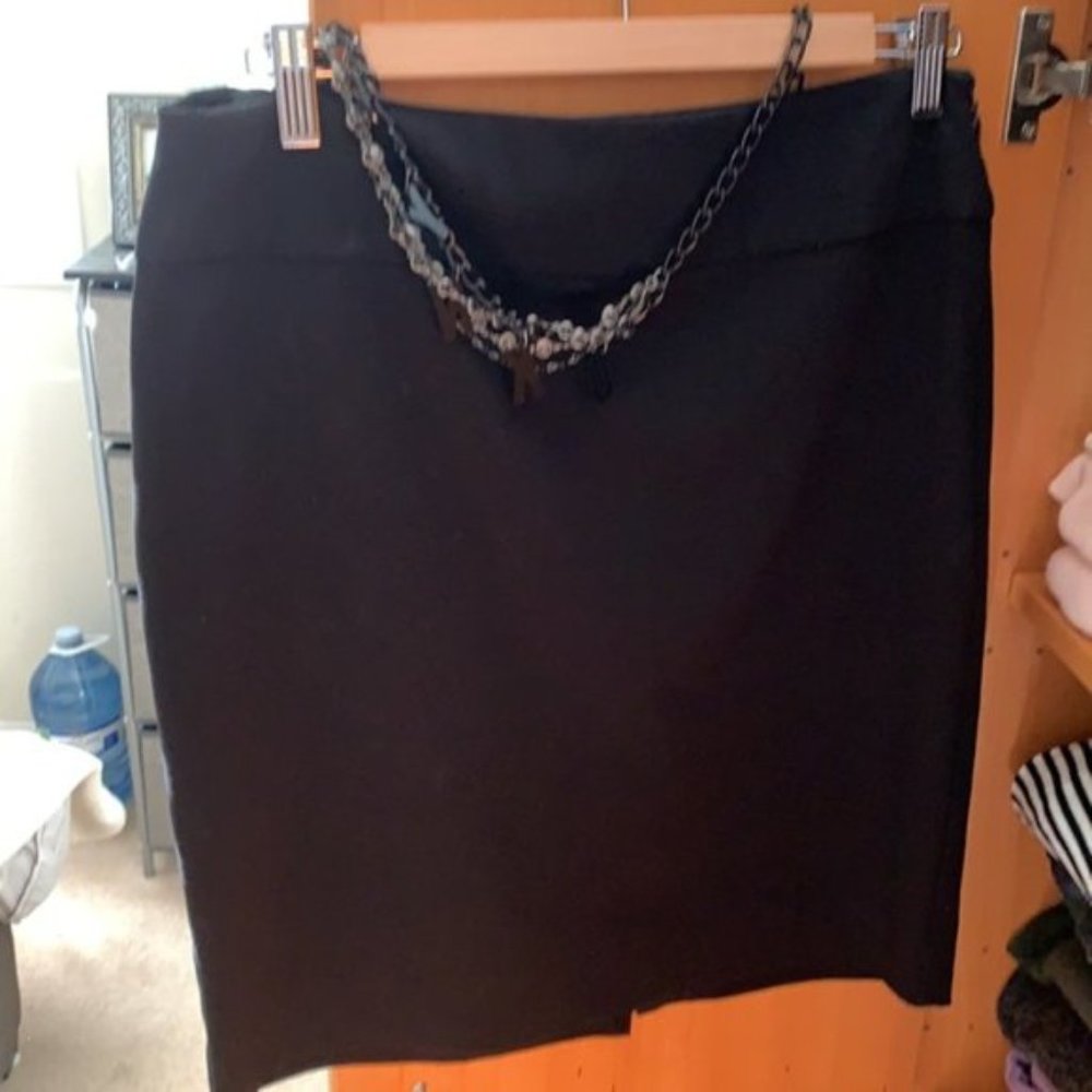 Donna Karen Skirt.. - Picture 2 of 4